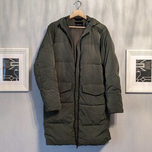 Zip Puffer from Everlane in Kalamata- Size S